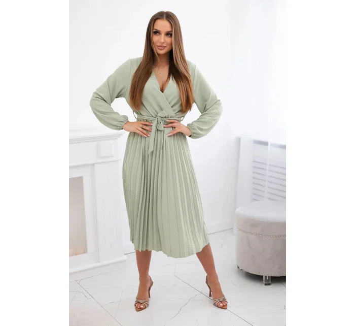 Šaty se model 21908527 plisovaným lemem světlá khaki - K-Fashion