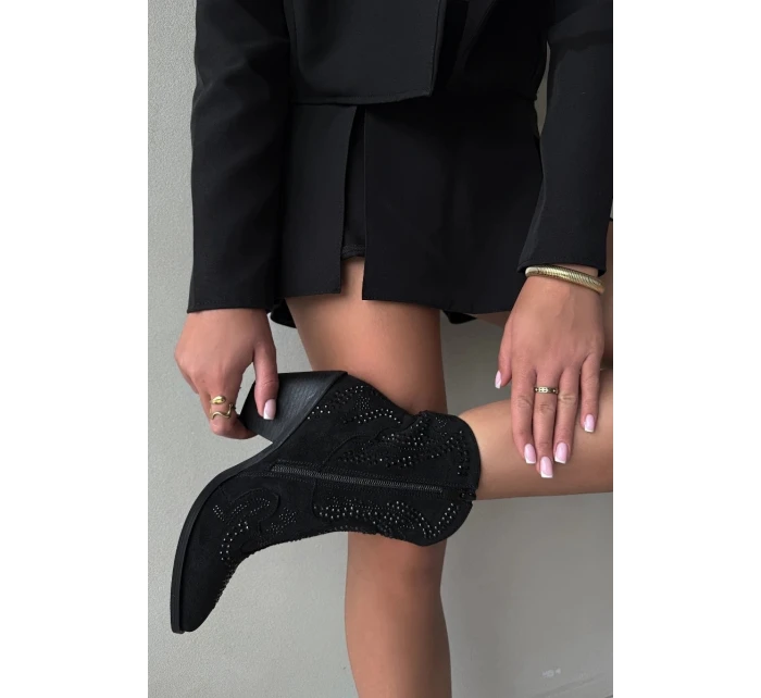 Ocieplane Damskie Botki Kowbojki Ze Zdobieniem Czarne Lelira Ocieplane Damskie Botki Kowbojki Ze Zdobieniem Czarne Lelira