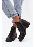 Kožené dámské kotníkové boty na klínu s ozdobou D a model 21718420 Černé - D&A