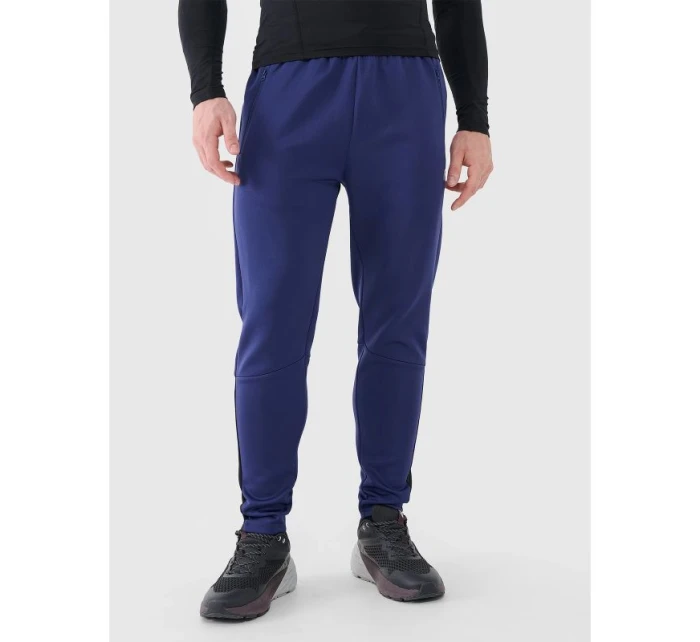 Pánske rýchloschnúce tréningové nohavice 4F 4FWSS25TFTRM0836-30S Pánske rýchloschnúce tréningové nohavice 4F 4FWSS25TFTRM0836-30S