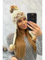 Dámská klapka na uši Nadia model 18751627 béžová - K-Fashion Dámská klapka na uši Nadia model 18751627 béžová - K-Fashion