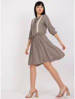 Šaty CHA SK 1710 1.52 hnedá Šaty CHA SK 1710 1.52 hnedá