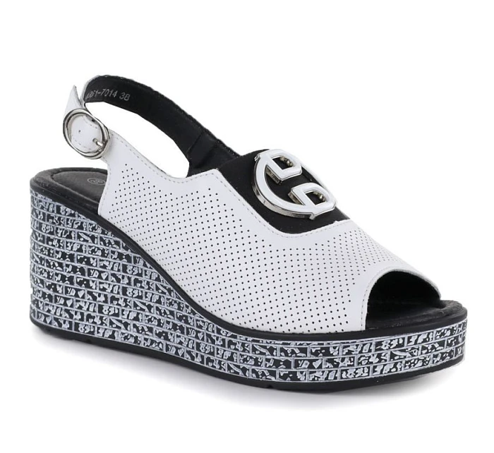 Dámske kožené sandále na platforme biele S.Barski 7014 Dámske kožené sandále na platforme biele S.Barski 7014