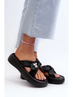 Skórzane Klapki Damskie Na Platformie Czarne GOE NN2N4110