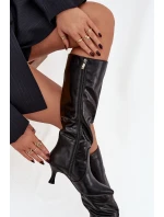 Dámské kozačky na podpatku z eko kůže černé model 21744548 - Boto Dámské kozačky na podpatku z eko kůže černé model 21744548 - Boto