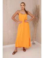 Dlhé oranžové šaty bez ramienok