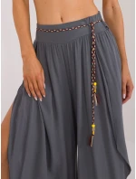 TW SP BI model 20228463 Grafitové kalhoty - FPrice TW SP BI model 20228463 Grafitové kalhoty - FPrice