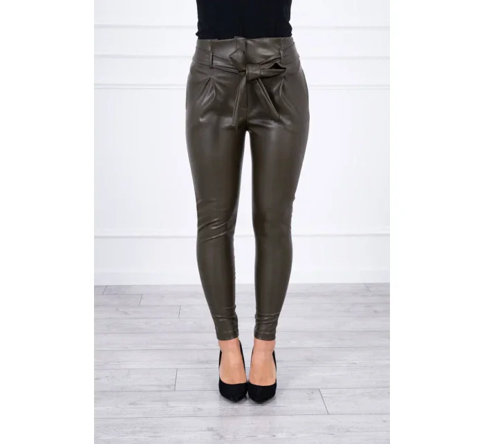 Kožené kalhoty vázané vpředu khaki barvy