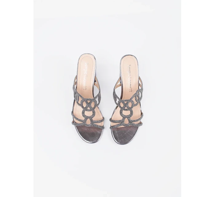 Stylové dámské nazouváky stříbrné na širokém podpatku Stylové dámské nazouváky stříbrné na širokém podpatku