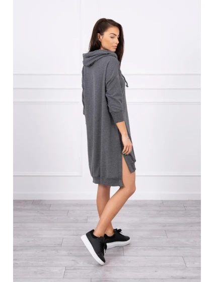 Šaty s kapucňou a dlhším chrbtom v grafitovej farbe
