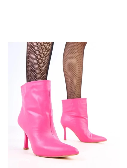 Topánky na podpätku model 218543 Solea