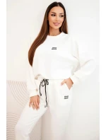 Dámský komplet z viskózy s mikinou a kalhotami ecru model 21803217 - K-Fashion Dámský komplet z viskózy s mikinou a kalhotami ecru model 21803217 - K-Fashion