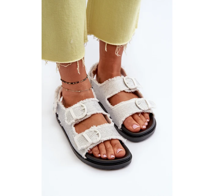 Dámské bílé zdobené džínové sandály model 21657662 - Boto