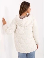 Kurtka MBM KR model 21217645 ecru - FPrice Kurtka MBM KR model 21217645 ecru - FPrice