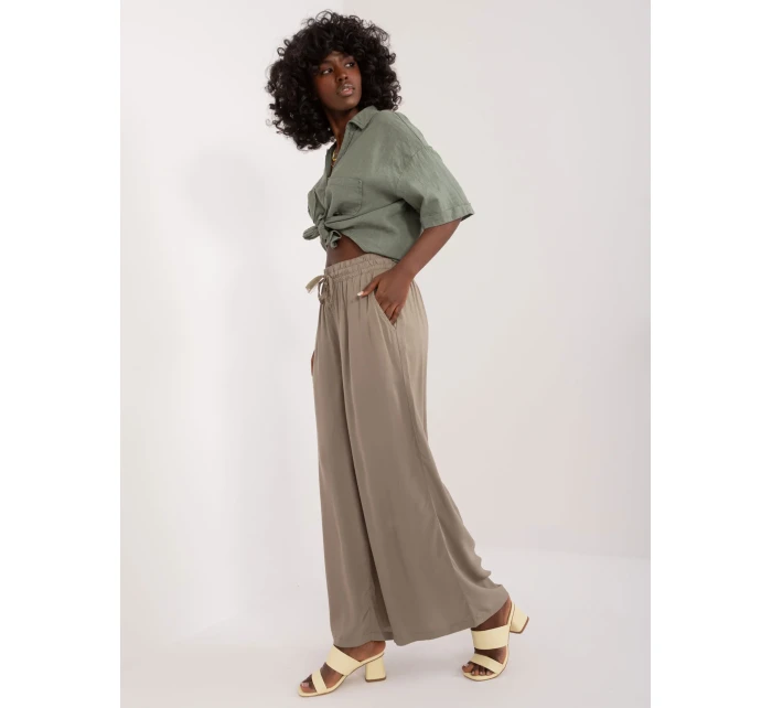 Spodnie model 20101079 khaki - FPrice Spodnie model 20101079 khaki - FPrice