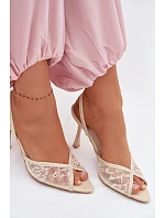 Dámské sandály na podpatku s krajkou a ozdobami Béžové model 22103152 - Boto