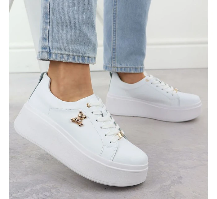 boty na platformě W model 22051413 - FILIPPO boty na platformě W model 22051413 - FILIPPO