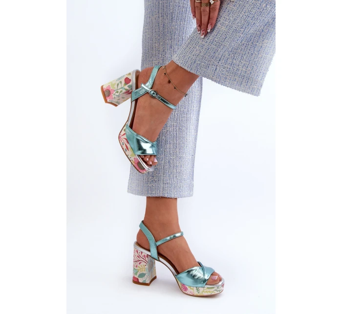Dámské sandály na podpatku s květinami D&A model 21660335 modré - S.Barski