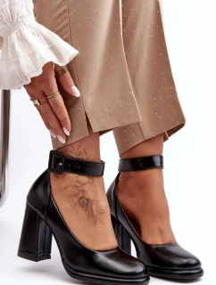 Lodičky na vysokom podpätku so sponou, čierne Idovana