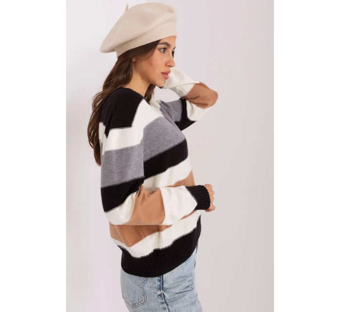 Model rádia 185846 AT