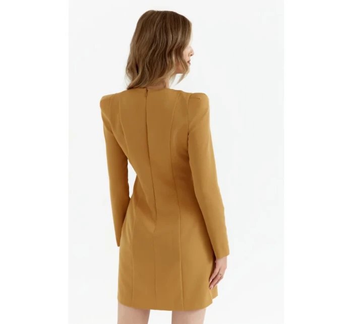 M755 Šaty s modelovacím prešívaním - škorica