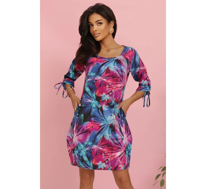 model 21218910 Pohodlné oversize šaty s vázáním na rukávech barevné květy - numoco model 21218910 Pohodlné oversize šaty s vázáním na rukávech barevné květy - numoco