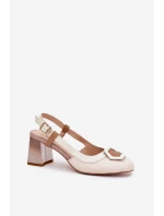 Kožené Elegantní Dámské Sandály Na Podpatku D&A model 21686994 Béžové - S.Barski Kožené Elegantní Dámské Sandály Na Podpatku D&A model 21686994 Béžové - S.Barski