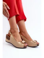 Model topánok na podpätku 197171 Krok v štýle Model topánok na podpätku 197171 Krok v štýle