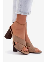 Dámské sandály na podpatku tmavě béžové model 21951355 - Boto