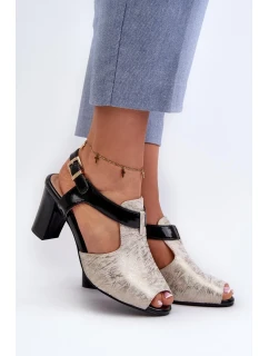 Papuče model 196230 Krok vo veľkom štýle