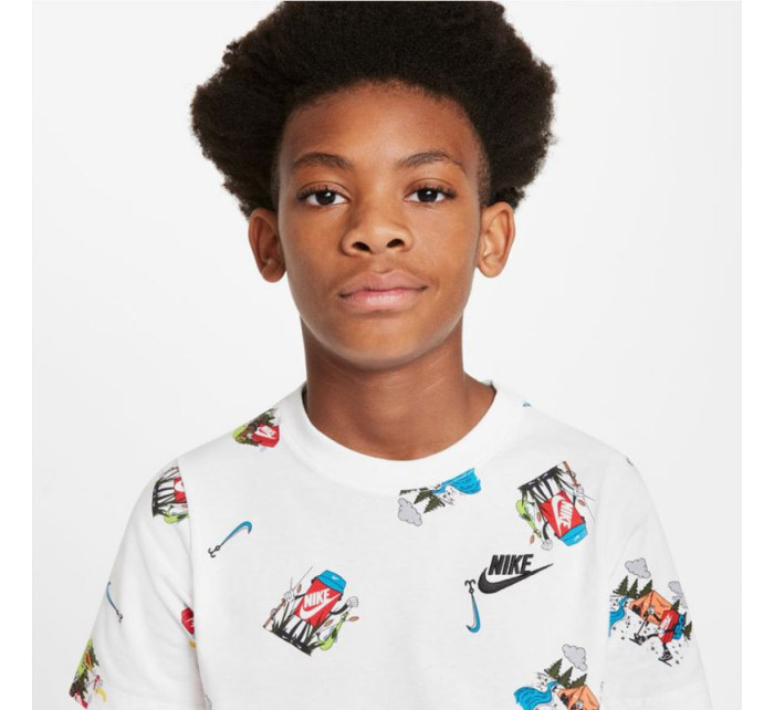 Chlapčenské tričko Sportswear Aop Jr DQ3856 100 - Nike