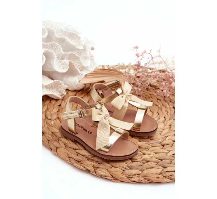 Sandałki Dziecięce Z Kokardką Na Rzep Złote Joratia