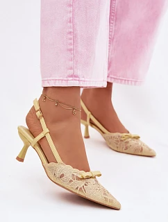 Dámské krajkové sandály na podpatku s mašlí Žluté model 22107289 - Boto