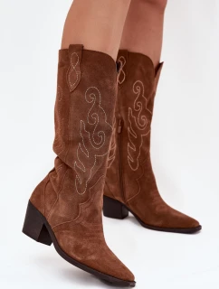 Topánky na podpätku model 223007 Krok vo veľkom štýle