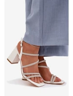 Dámské sandály na podpatku s pásky a kamínky Bílá Brelia