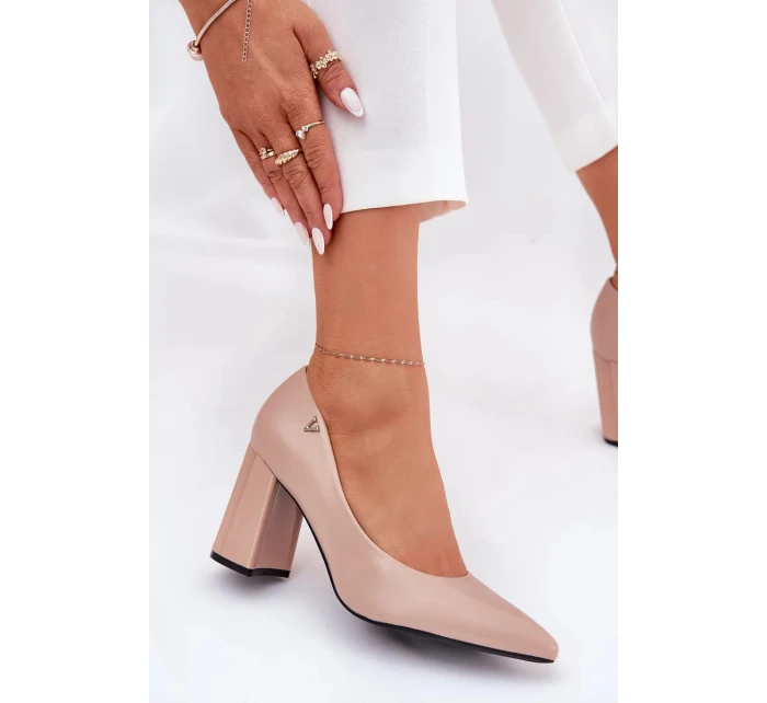 Elegantné dámske lodičky na širokom podpätku Vinceza - béžové Elegantné dámske lodičky na širokom podpätku Vinceza - béžové