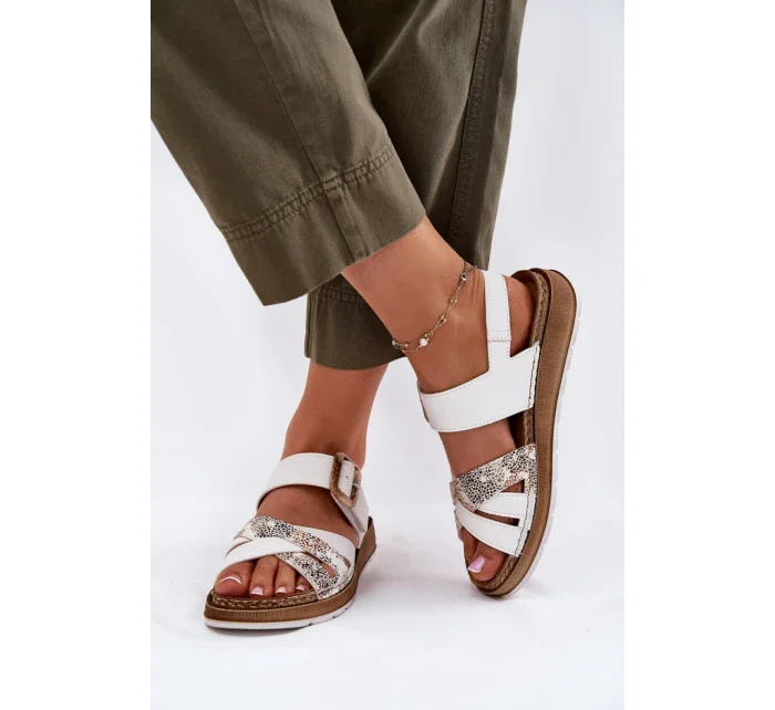 Sandále model 215160 Krok vo veľkom štýle
