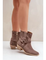 Topánky na podpätku model 203867 Krok vo veľkom štýle