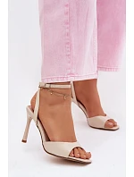 Dámské sandály na podpatku z umělé kůže béžové model 22107023 - Boto