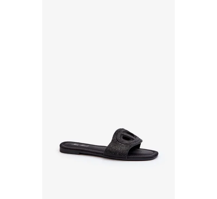 Papuče model 198180 Krok vo veľkom štýle Papuče model 198180 Krok vo veľkom štýle