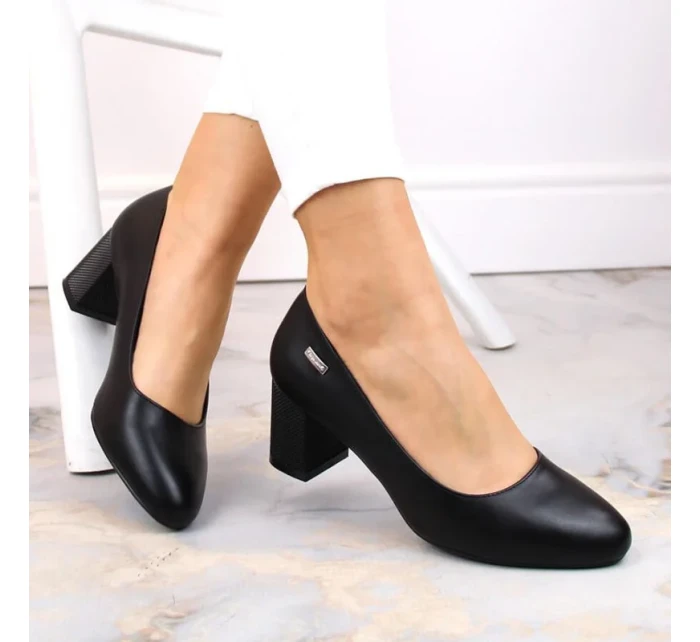 Černé lodičky W s ozdobným model 20709526 - SERGIO LEONE Černé lodičky W s ozdobným model 20709526 - SERGIO LEONE