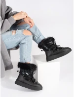 Pekné čierne dámske snežnice na platforme Pekné čierne dámske snežnice na platforme