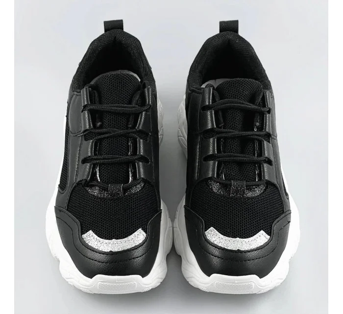 Černé dámské šněrovací tenisky model 17159673