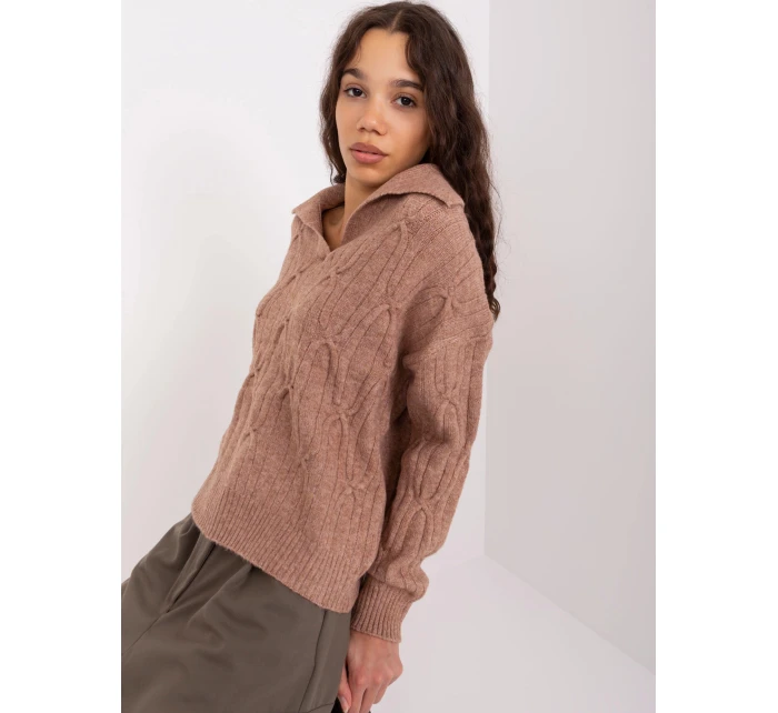 Dámsky hnedý sveter s golierom (2349)