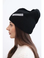 Dámska zimná vlnená čiapka s ozdobným zirkónovým pásom K402 čierna
