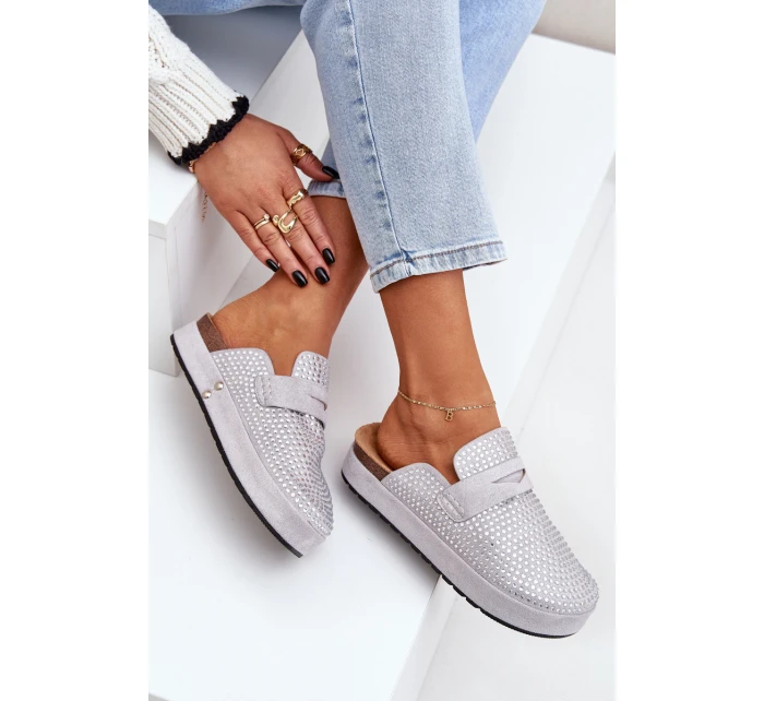 Dámské Pantofle Zdobené Na Platformě Šedé model 21683246 - Boto