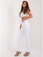 Biele džínsové nohavice bootcut s vreckami