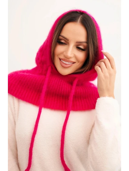 Dámska čiapka s kapucňou s pleteným fuchsiovým vzorom Dámska čiapka s kapucňou s pleteným fuchsiovým vzorom