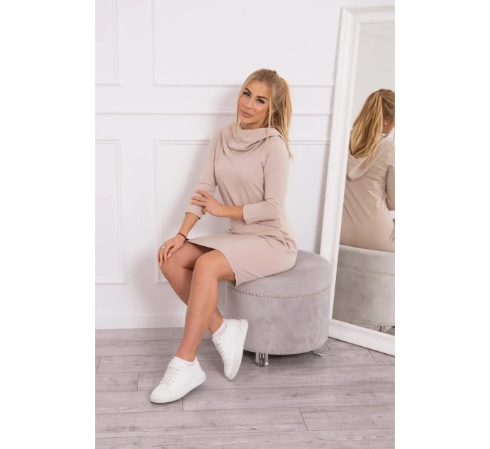 Šaty s kapucňou a vreckami béžovej