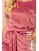 Velurové dámské šaty ve špinavě růžové barvě s krátkými rukávy model 15133124 - numoco